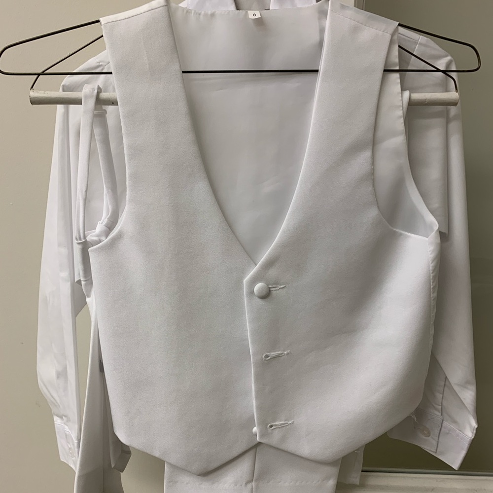 Boy’s First Communion Suit - size 8